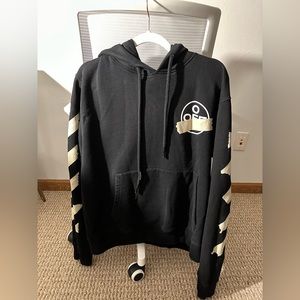 Off White - Virgil Abloh XL *NWOT* Tape Arrow Hoodie